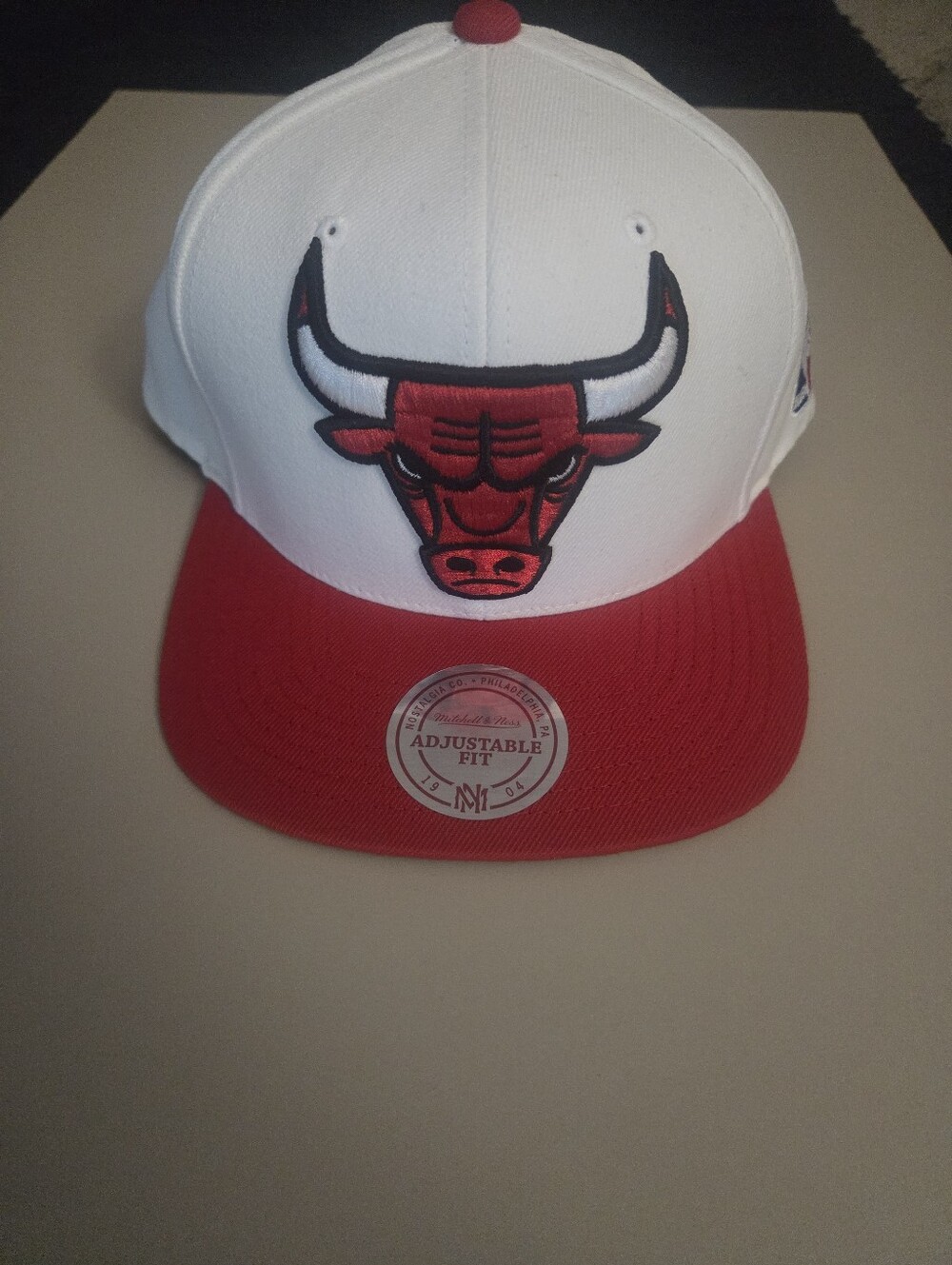 Mitchell & Ness White and Red Chicago Bulls Fitted Jersey Hat